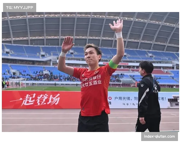 沈阳铁西体育场整装待发辽宁铁人蓄势迎接中甲关键主场之战 沈阳铁西体育场整装待发辽宁铁人蓄势迎接中甲关键主场之战